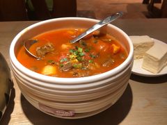 -耶里夏丽·新疆菜·28年喀什老馆(田林东路店)