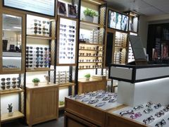 -LOGO眼镜·蔡司品牌折扣店(龙华清湖店)