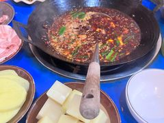 -黔老锅地摊火锅(盐务街店)