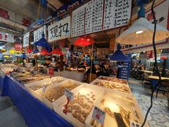 -喝丢一只鞋海鲜烧烤(市场店)