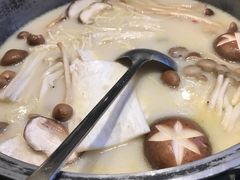 -煲宫猪肚鸡(昆山金鹰国际购物中心店)