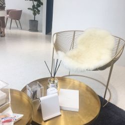 -优加东京秀烫染SALON