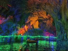 -伏牛地下河景区