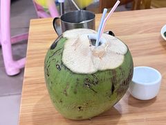 鲜椰子-力哥地道海南菜·联谊文昌鸡老店