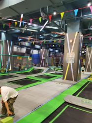 -反弹蹦床公园·亲子乐园·团建·派对(尚品奥莱店)