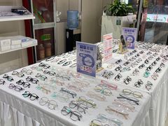 -零度眼镜·宝视友·平价精准配镜(吾悦花街店)
