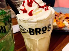 -Moka Bros 摩卡站(嘉华店)