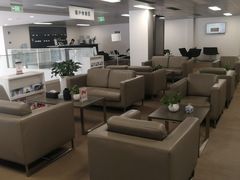 -上海冠松华奥奥迪4S店(张江店)