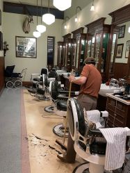 -IMUSE BARBER SHOP