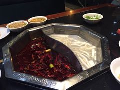 -重庆德庄火锅(体育中心店)