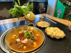 -顶顶汤火牛排火锅·经典铜锅涮肉