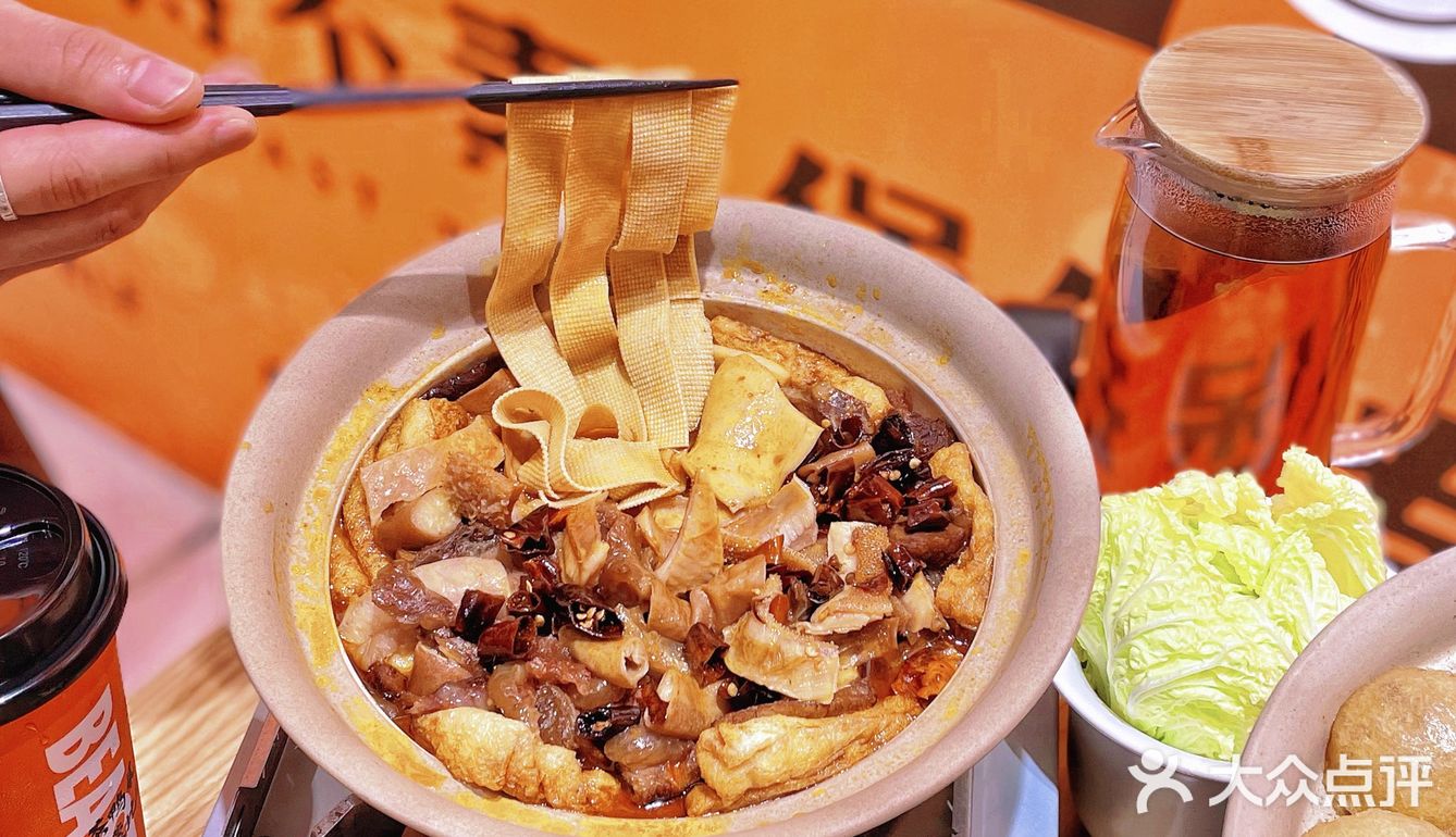 不素之徒｜一道牛腩煲就能在深圳封神？