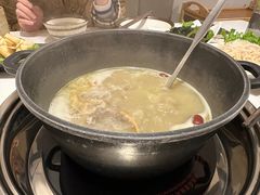 -汤宴·参须肚包鸡(南京路店)