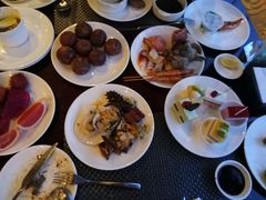 -荣誉国际酒店-云顶旋转餐厅