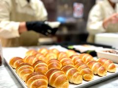 -HOT CRUSH趁热集合·现烤面包(环球港店)