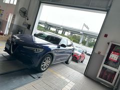 -上海保利玛莎拉蒂和阿尔法罗密欧(华翔路店)