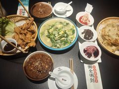 八宝粥-粥全粥到海鲜家常菜·海肠捞饭(嫩江路店)