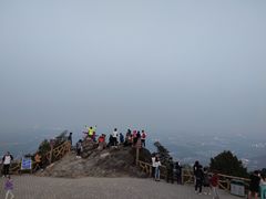 -鬼笑石后山停车场