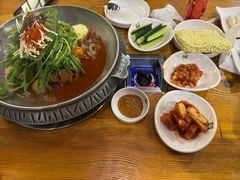 -喇喇排骨火锅·传统韩式脊骨汤(望京西园总店)