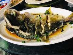 -亚龙湾亚泰商业街