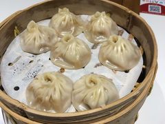 蟹粉小笼-馋三尺蟹粉小笼(人民广场店)