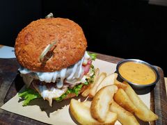 双蛋指椒牛肉汉堡-魏客咖啡(中铁中心店)