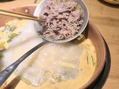 -洱火云南酸菜牛肉火锅(石景山当代商城店)