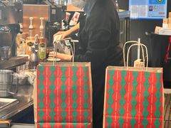 -星巴克(六合路店)