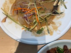 -关东小磨东北菜(上海长风大悦城店)