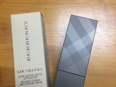 -BURBERRY(上海港汇恒隆广场店)