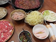 -扎起市井老火锅(乐山总店)