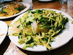 -东北特色菜馆(珞喻东路店)