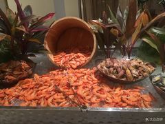 -海口绿发希尔顿酒店-田园汇自助餐·三文鱼·海鲜