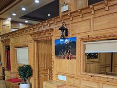 -三锅莊·牦牛肉火锅·香格里拉特色藏餐宴请餐厅(菱角塘路店)