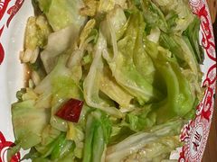 一盘包菜-破三川·新川菜(静安大融城店)