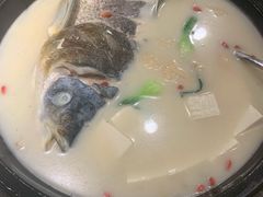 千岛湖鱼头奶汤-7017浙菜•建德味(市心北路店)