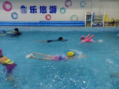 -乐悠游亲子游泳俱乐部