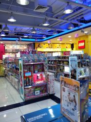 -玩具反斗城(正大广场店)
