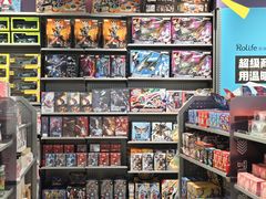 -潮品挚尚(五角场苏宁易购店)