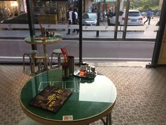 -七爷清汤腩·港式茶餐厅(世博店)