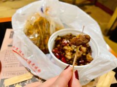 招牌冷吃兔-鑫记婆婆兔·成都特产·兔头手撕兔(太古里店)