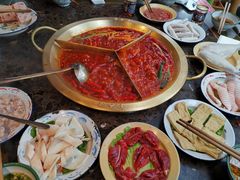 -叁口煮老火锅(东升店)