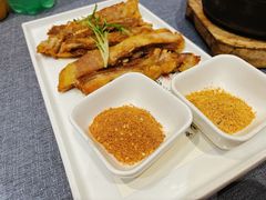 手抓羊排-钱塘秋荷(开鲁路店)