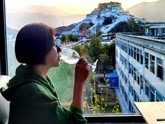 -平措康桑·和牛自助观景餐厅(布达拉宫店)