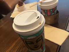 -星巴克臻选(惠州华贸天地1楼店)