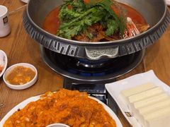 -喇喇排骨火锅·传统韩式脊骨汤(望京西园总店)