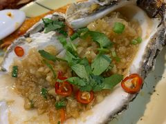 烤生蚝-丹东立强海鲜烧烤·牛B大串(星海店)