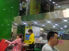 -佰搭果·广式茶餐厅(西华路店)