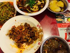 炭烧猪手-易老妈蹄花.特色川菜(人民公园总店)