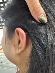 -AI艾耳·专业手工耳洞·穿孔美学馆